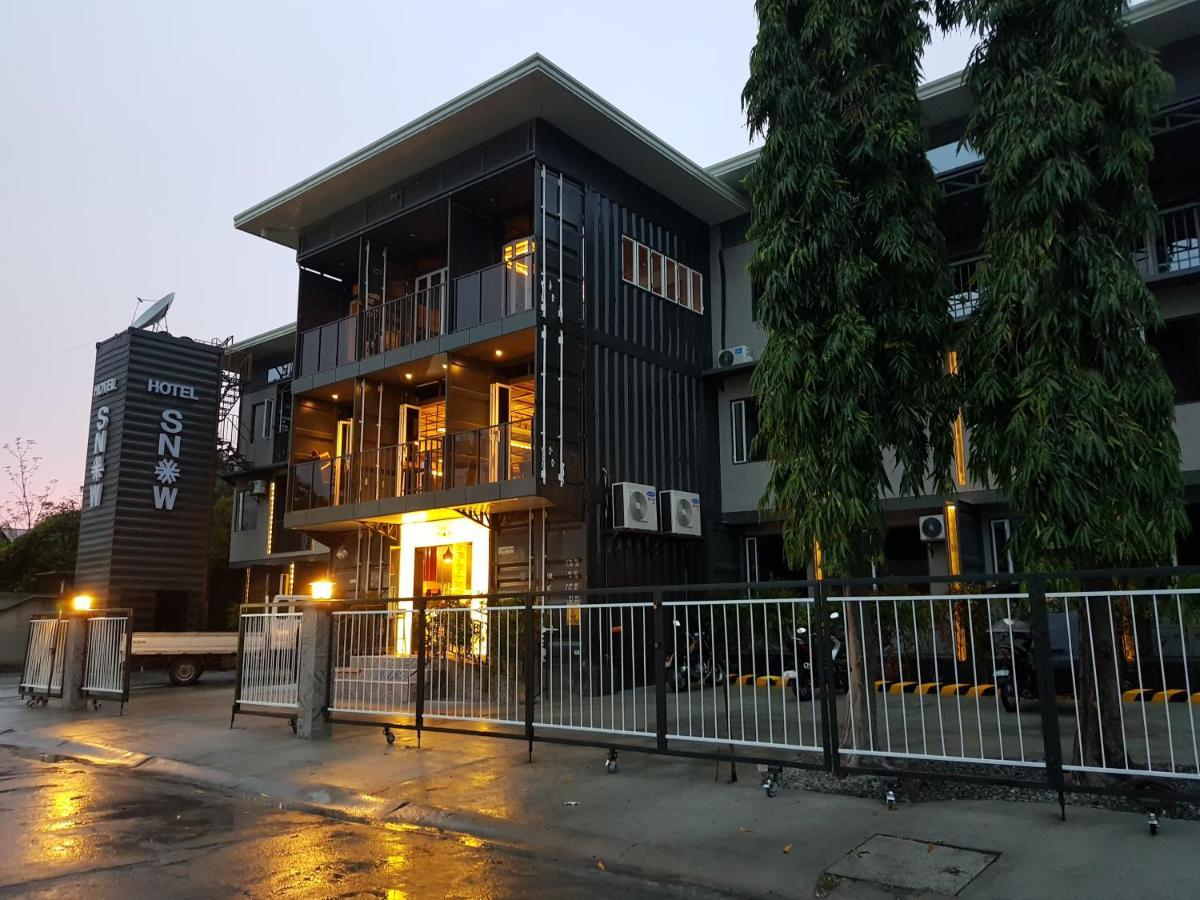 Hotel Snow Angeles Εξωτερικό φωτογραφία